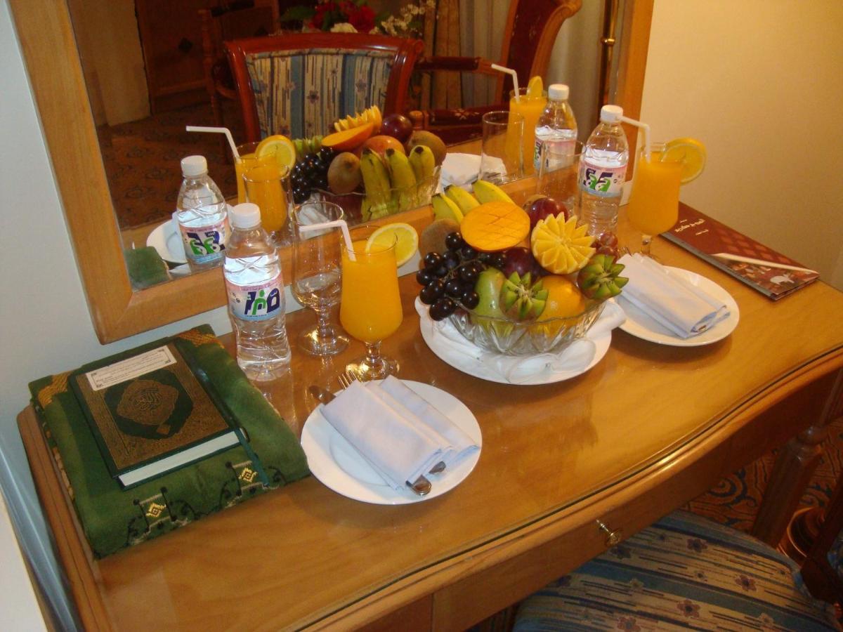 فندق المروج كريم Almorooj Kareem Hotel เจดดาห์ ภายนอก รูปภาพ