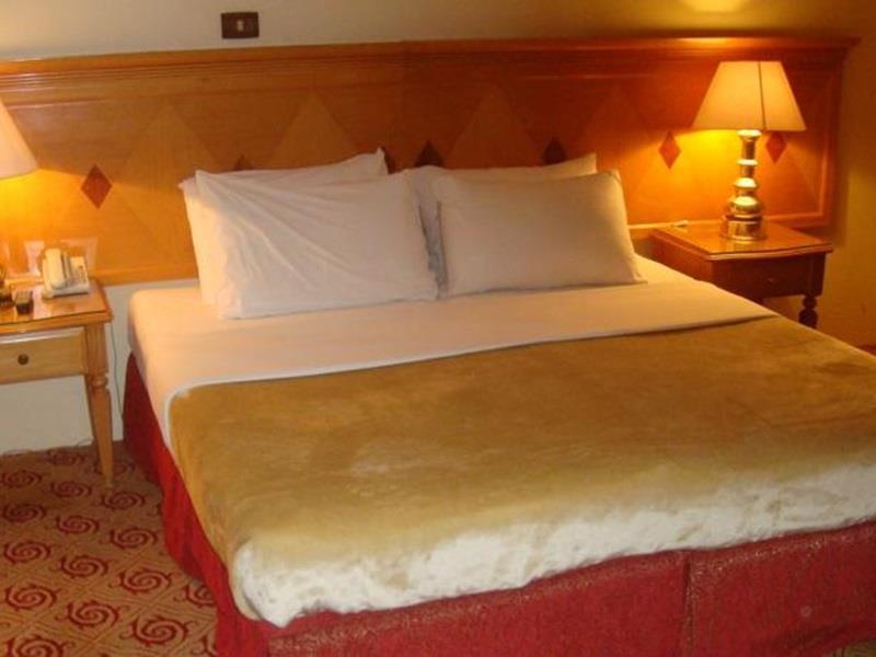 فندق المروج كريم Almorooj Kareem Hotel เจดดาห์ ภายนอก รูปภาพ